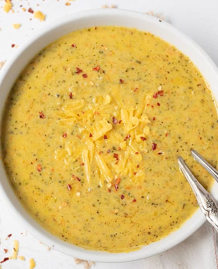 Instant Pot Broccoli Cheddar Soup