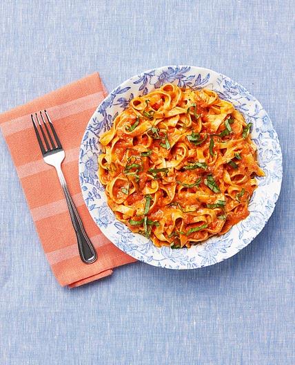 Pasta with Tomato Cream Sauce