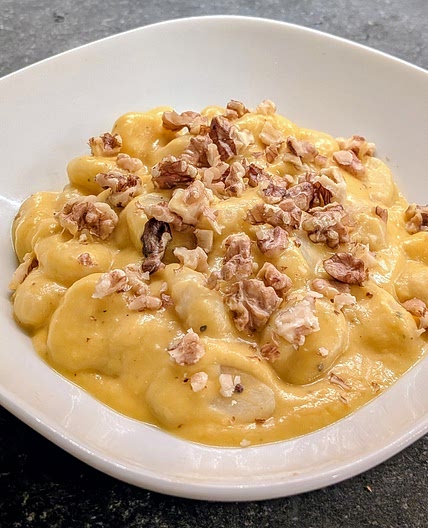 Potato gnocchi in Gorgonzola, leek & butternut squash sauce 👌