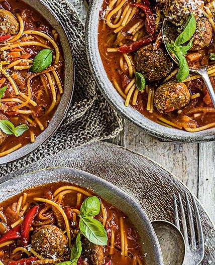 Spaghetti meatball soup