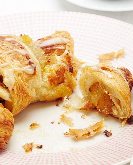 Quick apple croissants recipe