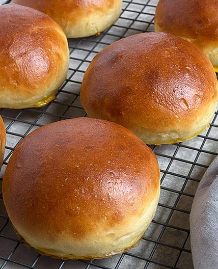 Simply Perfect Homemade Hamburger Buns