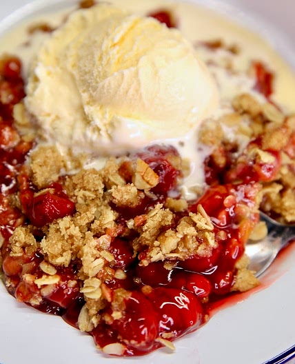 Easy Cherry Crisp