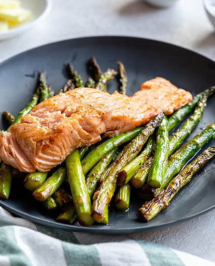 One-Pan Keto Salmon and Asparagus