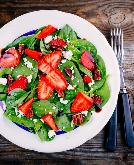Strawberry Spinach Salad