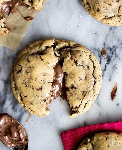 Nutella Stuffed Cookies