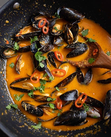 Spicy Coconut Mussels