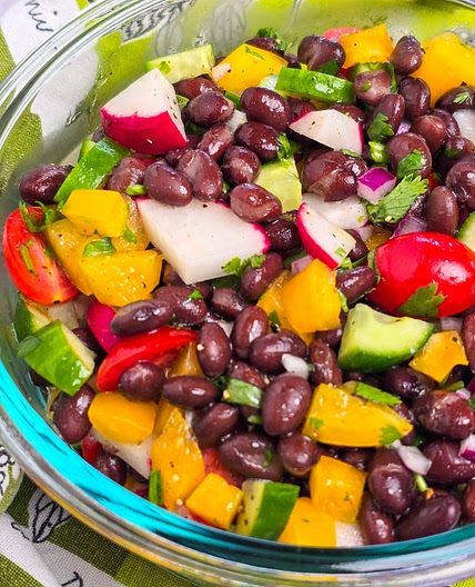 Black Bean Salad with Vegetables and Vinaigrette