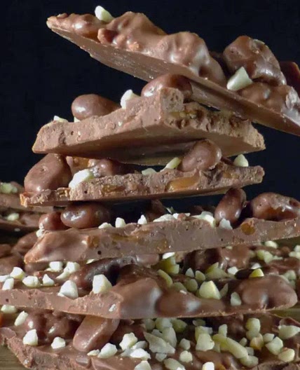 Daim Bar Bark with Almonds (Just 5 Minutes)