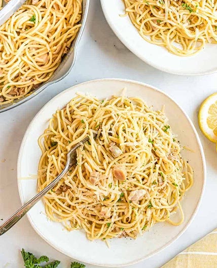 Spaghetti with Canned Clams Recipe