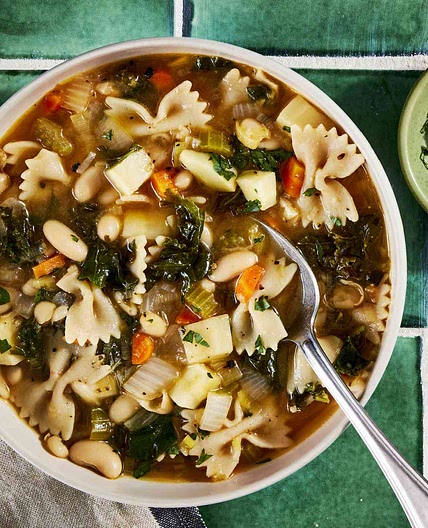 Kale, White Bean & Pasta Soup