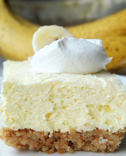 Banana Cream Cheesecake Bars