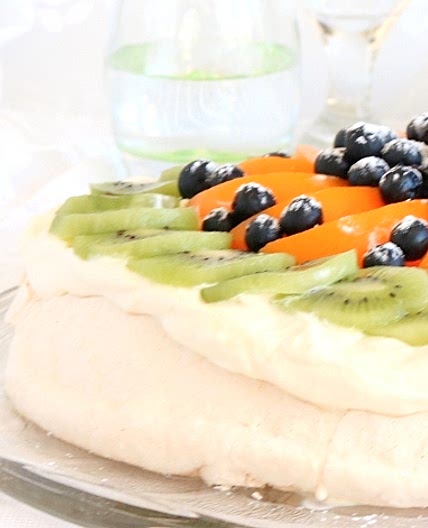 The Classic Kiwi Pavlova