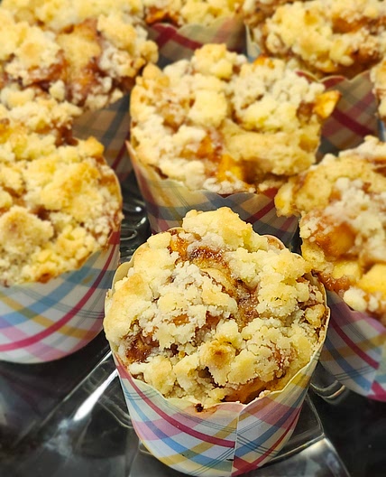 Apple muffins