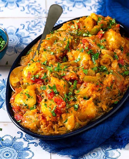 Dopiazeh Aloo (Persian Potato Curry)