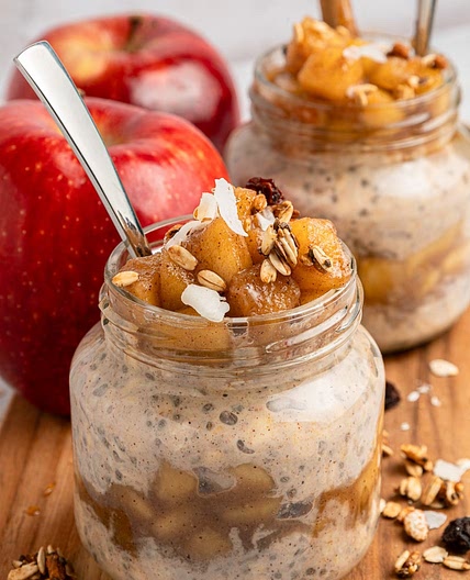 Apple Pie Overnight Oats