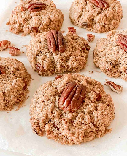 Easy Vegan Cinnamon Pecan Cookies