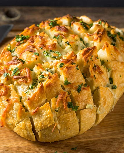Cheesy Pull-Apart Bread