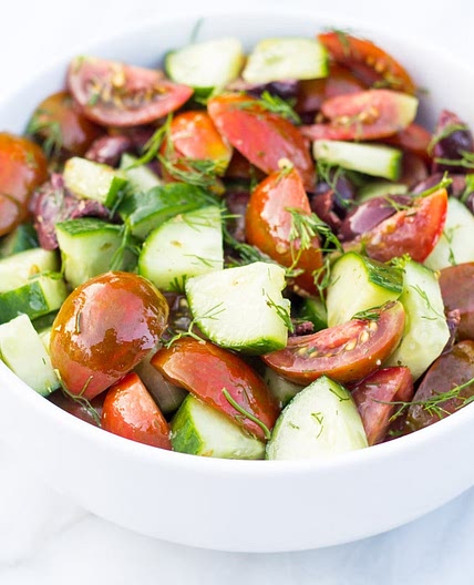 Low FODMAP Tomato Salad with Cucumbers