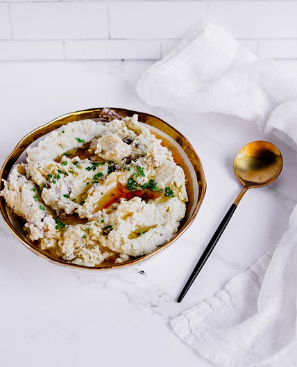 LITERALLY THE BEST BROWNED BUTTER MASHED POTATOES