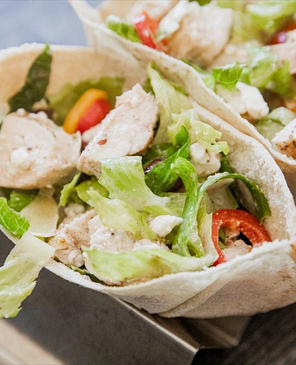 Greek Chicken Pita Pockets