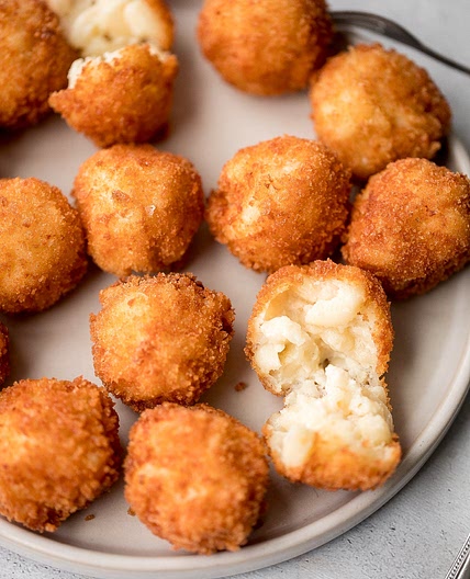 Fried Mac and Cheese Balls