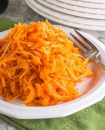 Low FODMAP Grated Carrot Salad