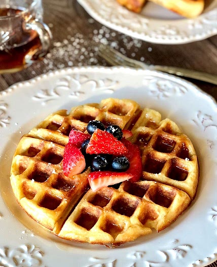 Vanilla Buttermilk Waffles