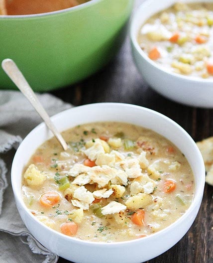 Creamy Roasted Cauliflower Chowder