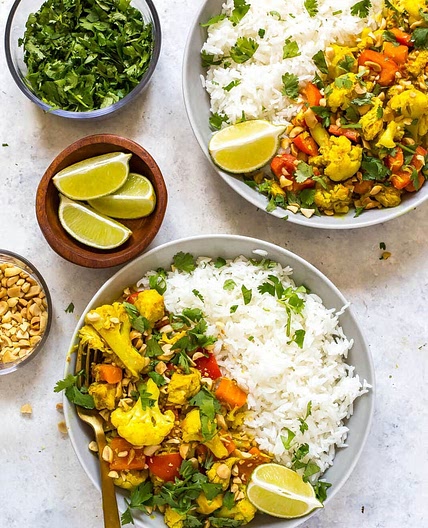 Instant Pot Peanut Chicken Curry