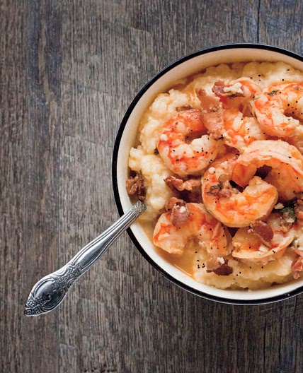 Cheesy Grits with Shrimp