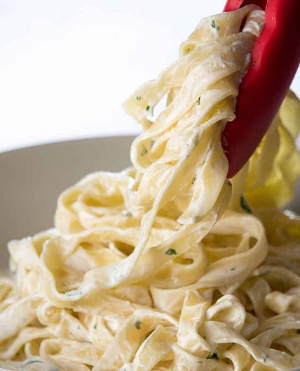 Fettuccine Alfredo