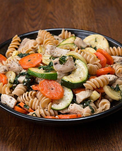 Meal-Prep Garlic Chicken And Veggie Pasta Recipe by Tasty