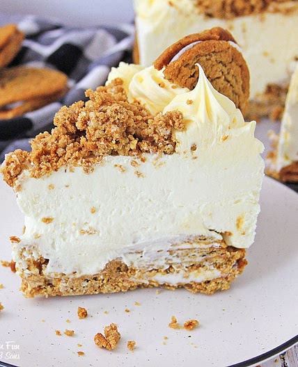 Oatmeal Cream Pie Cheesecake