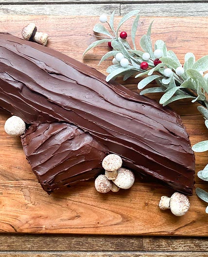 Low FODMAP Chocolate Raspberry Bûche de Noël