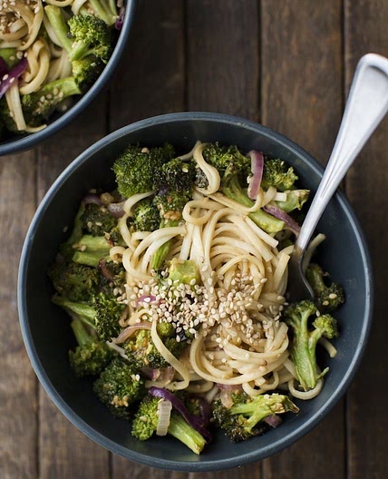 Roasted Broccoli Peanut Noodles