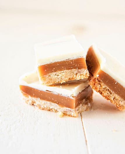 Root Beer Float Caramel Bars