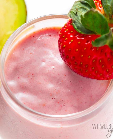 Keto Smoothie Recipe (4 Ingredients!)