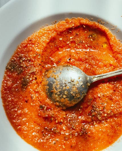Traditional gazpacho soup recipe with bread