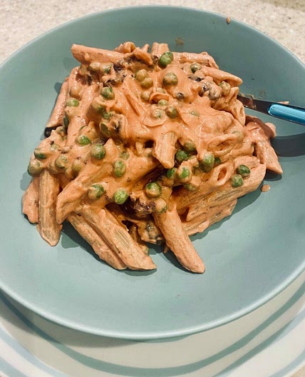 Pasta with Olives, Tomato & Soft Cheese