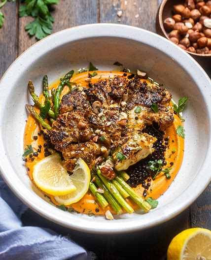 Creamy Romesco Sauce with Spiced Cauliflower and Crunchy Lentils