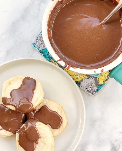 How to Make The Best Vegan Chocolate Gravy From Scratch