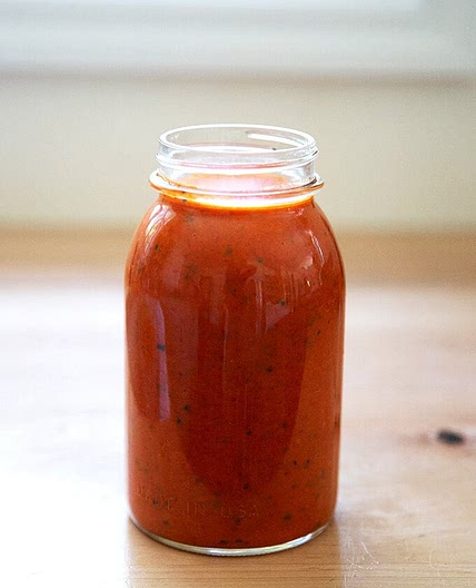 Quick, Fresh Tomato-Basil Sauce