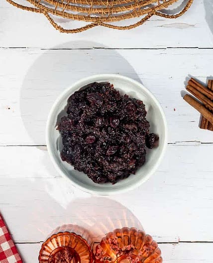 Homemade Cranberry Sauce With Dried Cranberries
