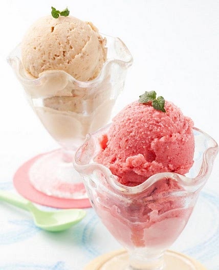 바나나와 딸기아이스크림 만드는 법