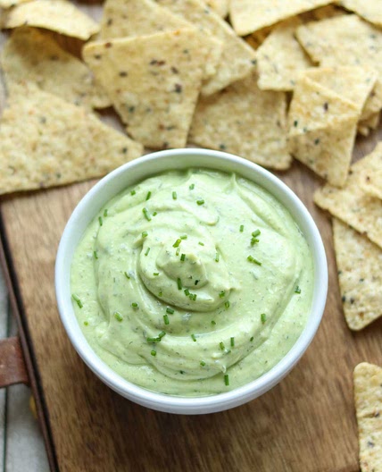 5-Minute Avocado Ranch Dip with Greek Yogurt
