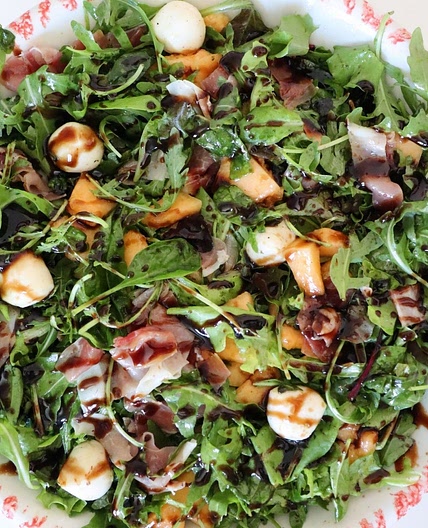 Prosciutto Melon Mozzarella Salad [Healthy Recipe]