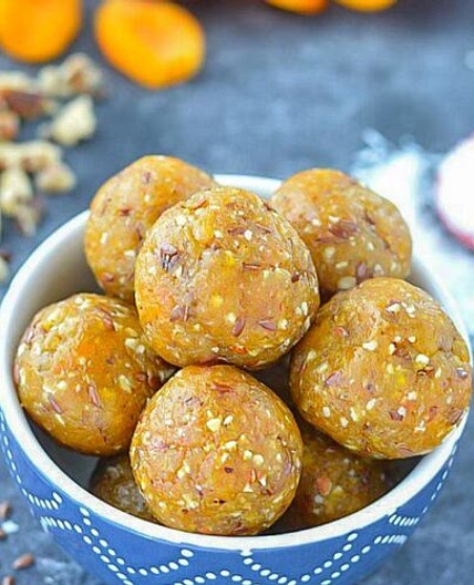 No Cook Apricot Energy Bites