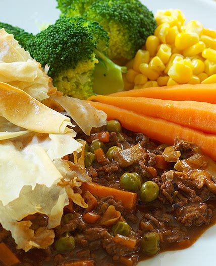 Minced beef and vegetable filo pie
