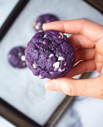 Blue(berry) Cookies | Vegan & Naturally Blue!